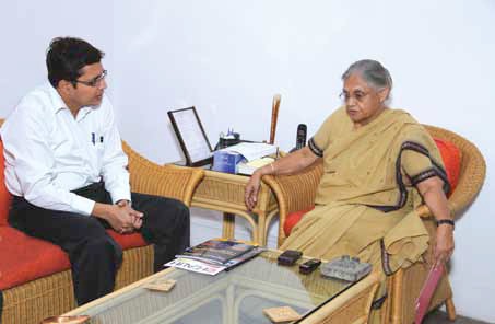 Dr-Ravi-Gupta-in-a-conversation-with-Sheila-Dixit