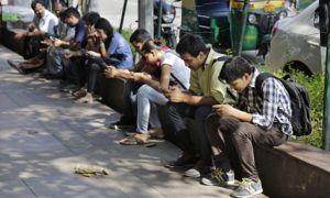 india mobile phone users