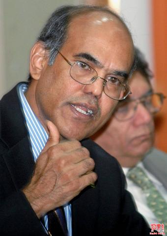 Banks should make financial inclusion more meaningful, says Subbarao