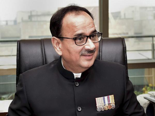 Supreme Court reinstates Alok Verma as CBI Chief