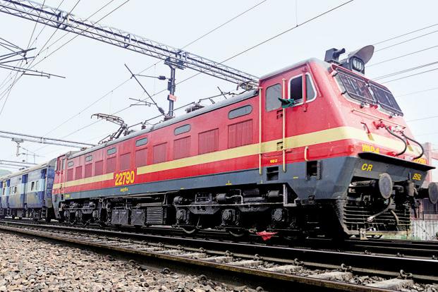 Indian Railways Set Up Cell to Monitor Catering in Trains