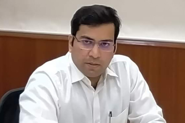 sandesh nayak ias