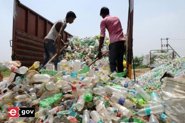 UP Government to Begin Plastic Waste Management in Every Village Under Swachh Bharat Mission