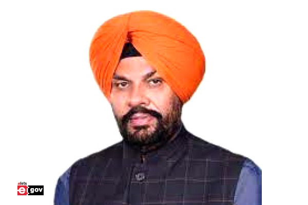 Eyeing to curb the sale of duplicate and substandard pesticides and fertilizers, Punjab to bring law