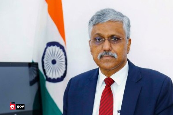 Giridhar Aramane takes charge as Defence Secretary