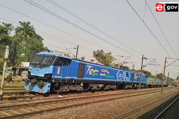 Cabinet approves ₹12,328 crore Railway Projects to boost connectivity across five states