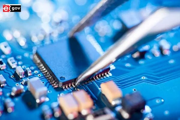 Semiconductor