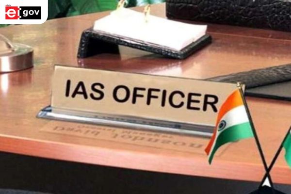 46 IAS Officers transferred in Uttar Pradesh; Rajesh Prakash has been posted as Divisional Commissioner