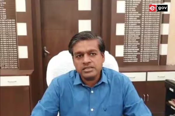 8 IAS transferred in Uttar Pradesh, Prabhu Narain Singh made Managing Director UPSRTC