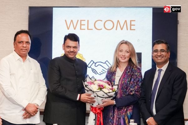 Maharashtra Joins Hands with Elon Musk’s Starlink for Satellite Internet Services