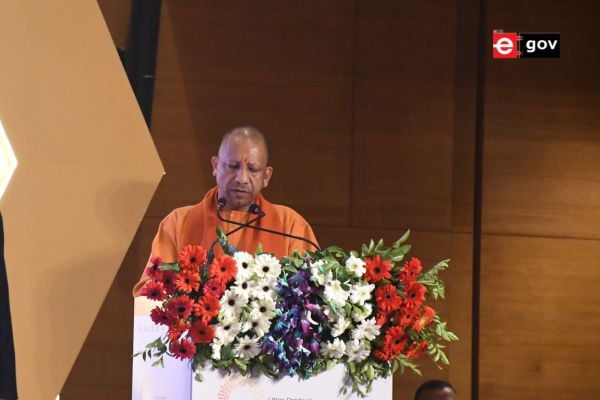 CM Yogi Announces ₹2,000 Crore AI Push to Transform Uttar Pradesh Healthcare