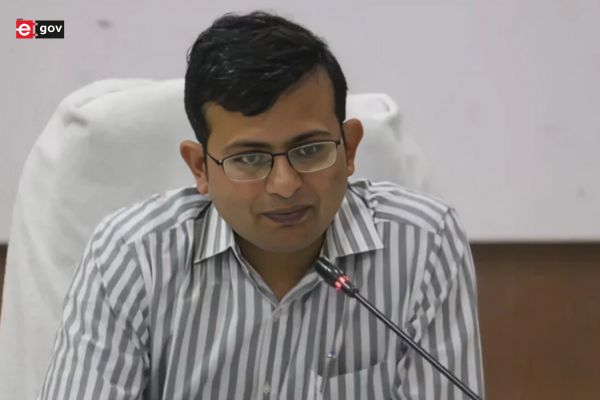 IAS Neeraj Kumar Singh Elevated as Private Secretary to Minister Jitin Prasada