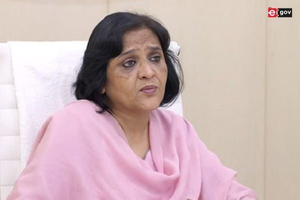 Centre announces major IAS Reshuffle; Nivedita Shukla Verma named DARPG Secretary, Narendra Bhooshan to head Land Resources