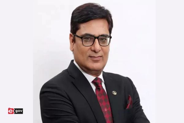 Praveen M. Khanooja Given Additional Charge as CMD of Engineers India Limited