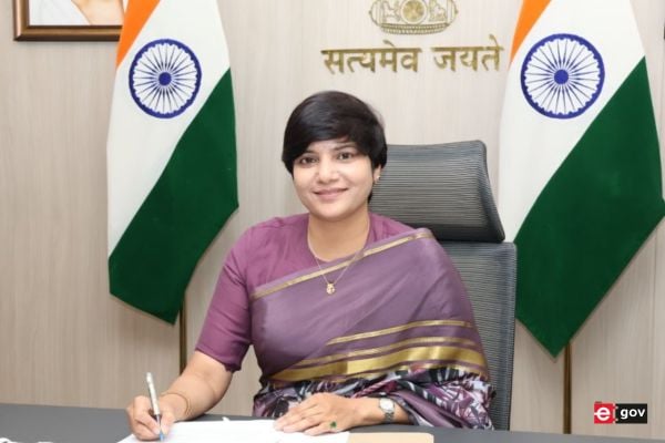 HariChandana Takes Charge as Telangana Labour Secretary, Brings Reform-Driven Governance Focus